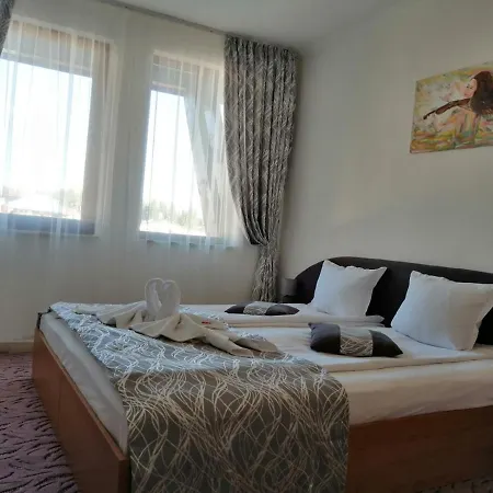 Grand Monasteryl ''star Paradise'' Apartment