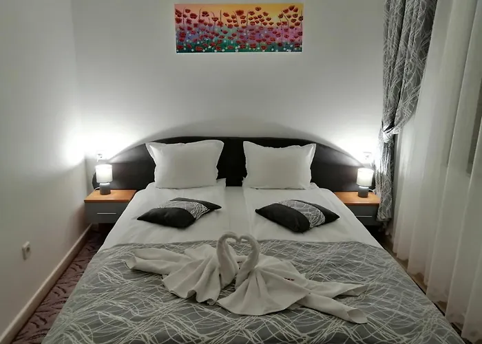 Grand Monasteryl ''star Paradise'' Apartment